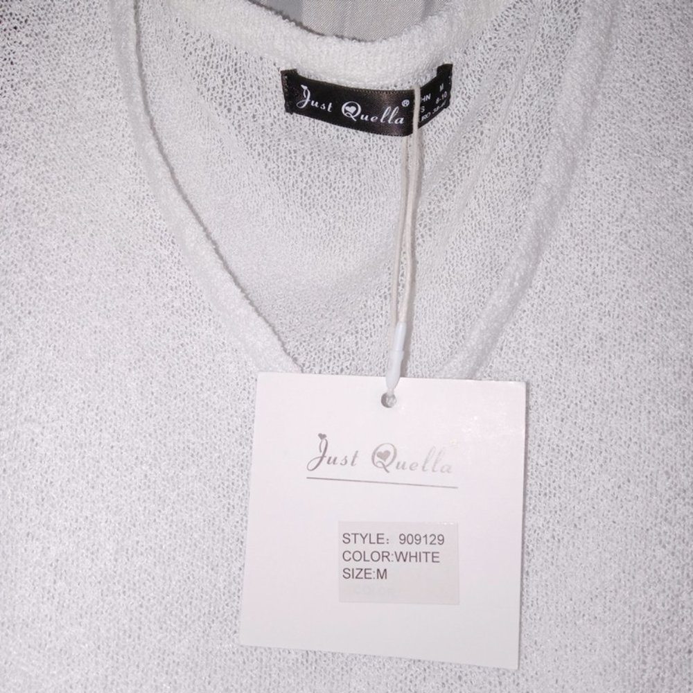 Just Quella White Crepe Dressy Sleeveless V-neck Tank Top Blouse Size M - Picture 2 of 5